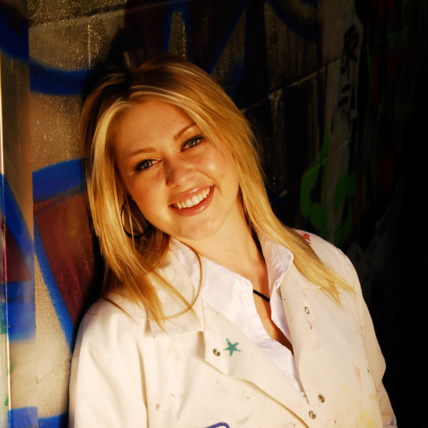 Haley Borchers Artist & Owner of Haley's Art